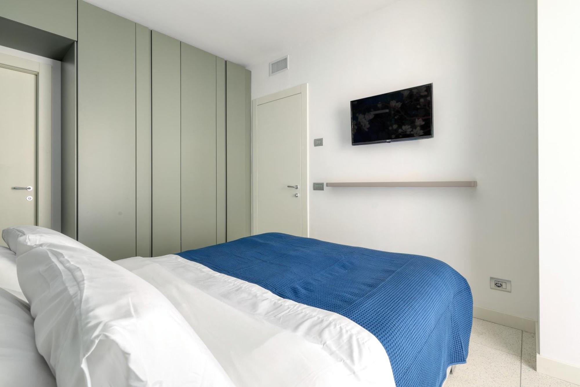 Luxury Apartment Con Terrazza, Palestra, Cowork & Box Privato Milan Bagian luar foto